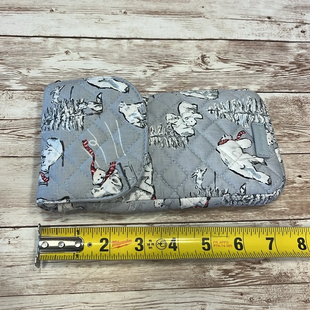 NWOT Vera Bradley Beary Merry Polar Bear Mini Crossbody phone carrier